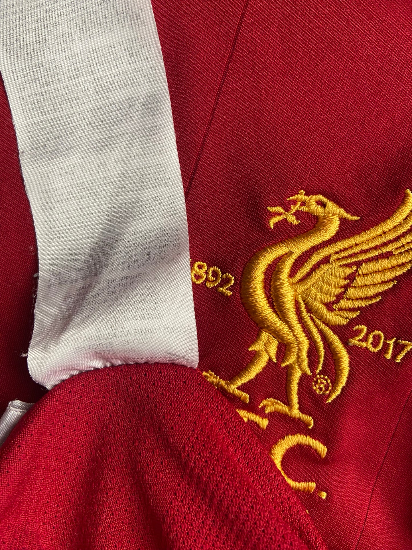 Liverpool Football Club 2017/18 Home Football Shirt New Balance Size Medium