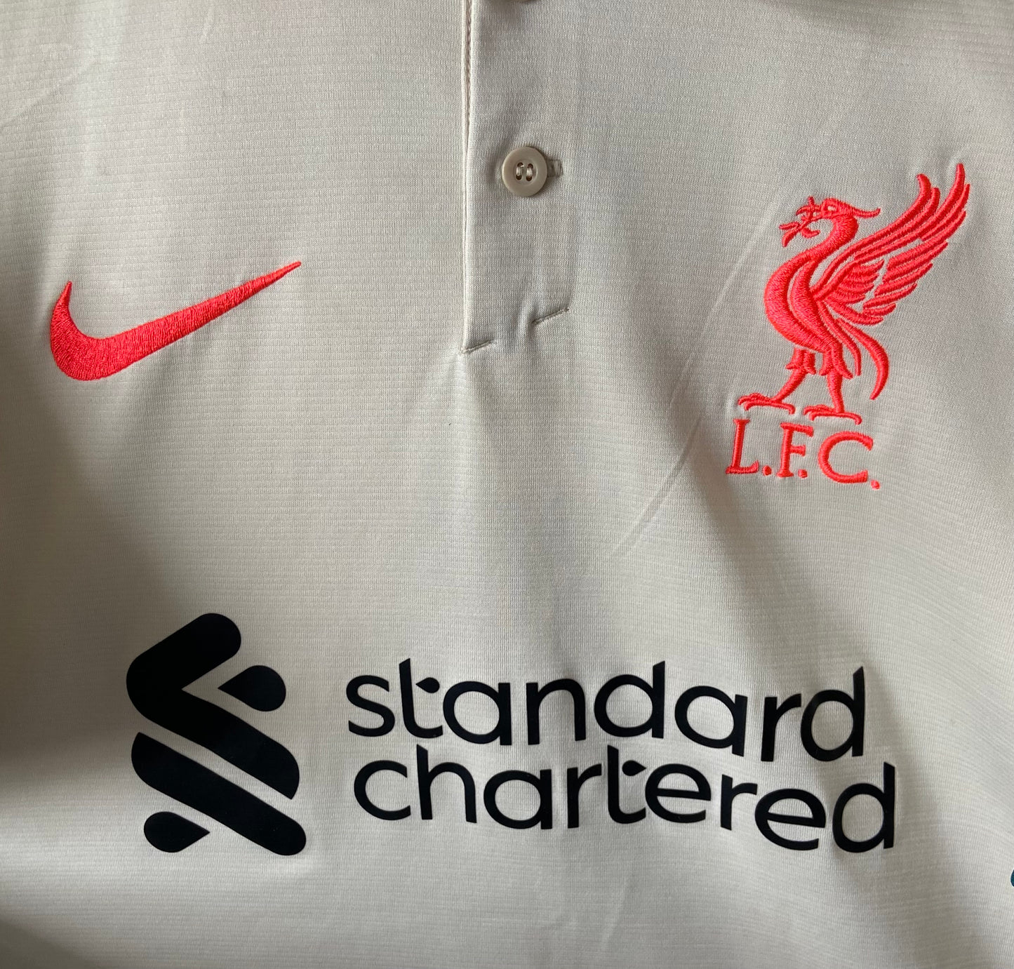 Liverpool FC 21/22 Away Shirt Cream & Green Virgil Van Dijk 4 - Men’s Small