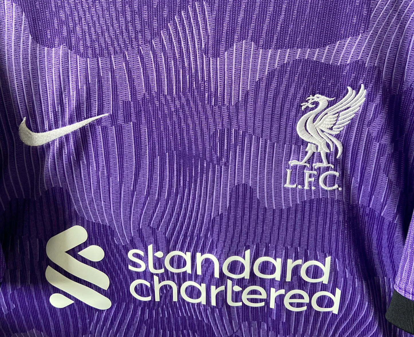 Original Liverpool FC 2023/24 Nike Purple Third Shirt Large Men’s