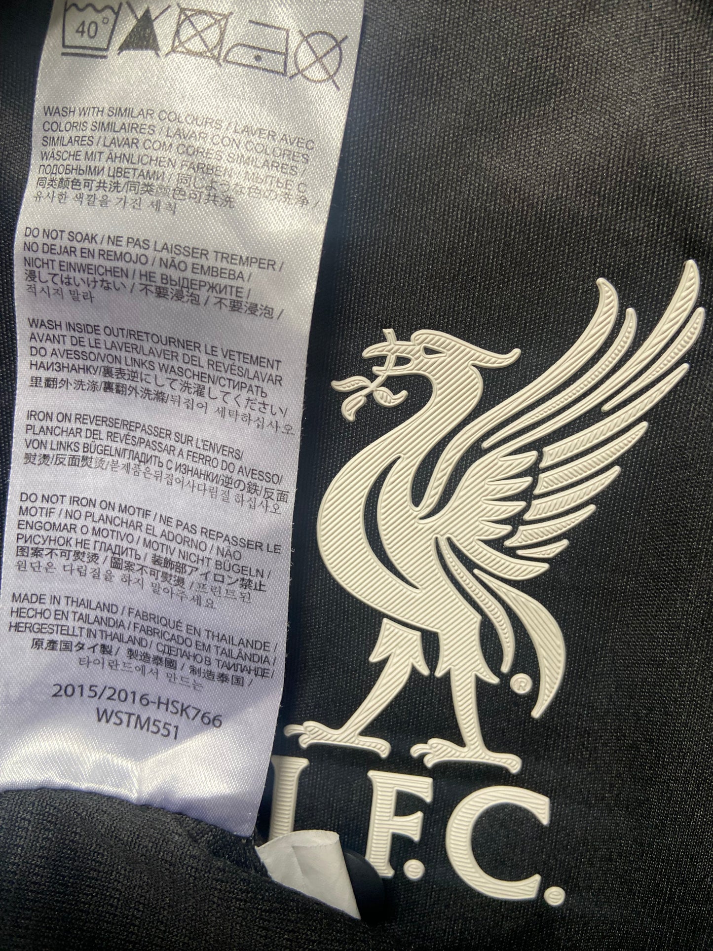 Original Liverpool 2015/16 Black Third Long Sleeved Football Shirt New Balance Size Medium
