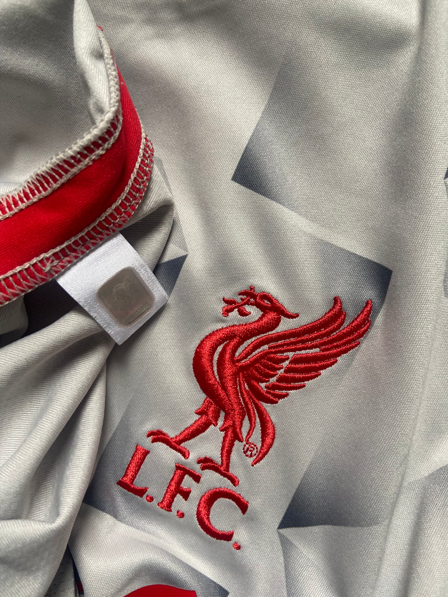 Original Liverpool Football Club 2018/2019 New Balance Third Shirt Size Medium