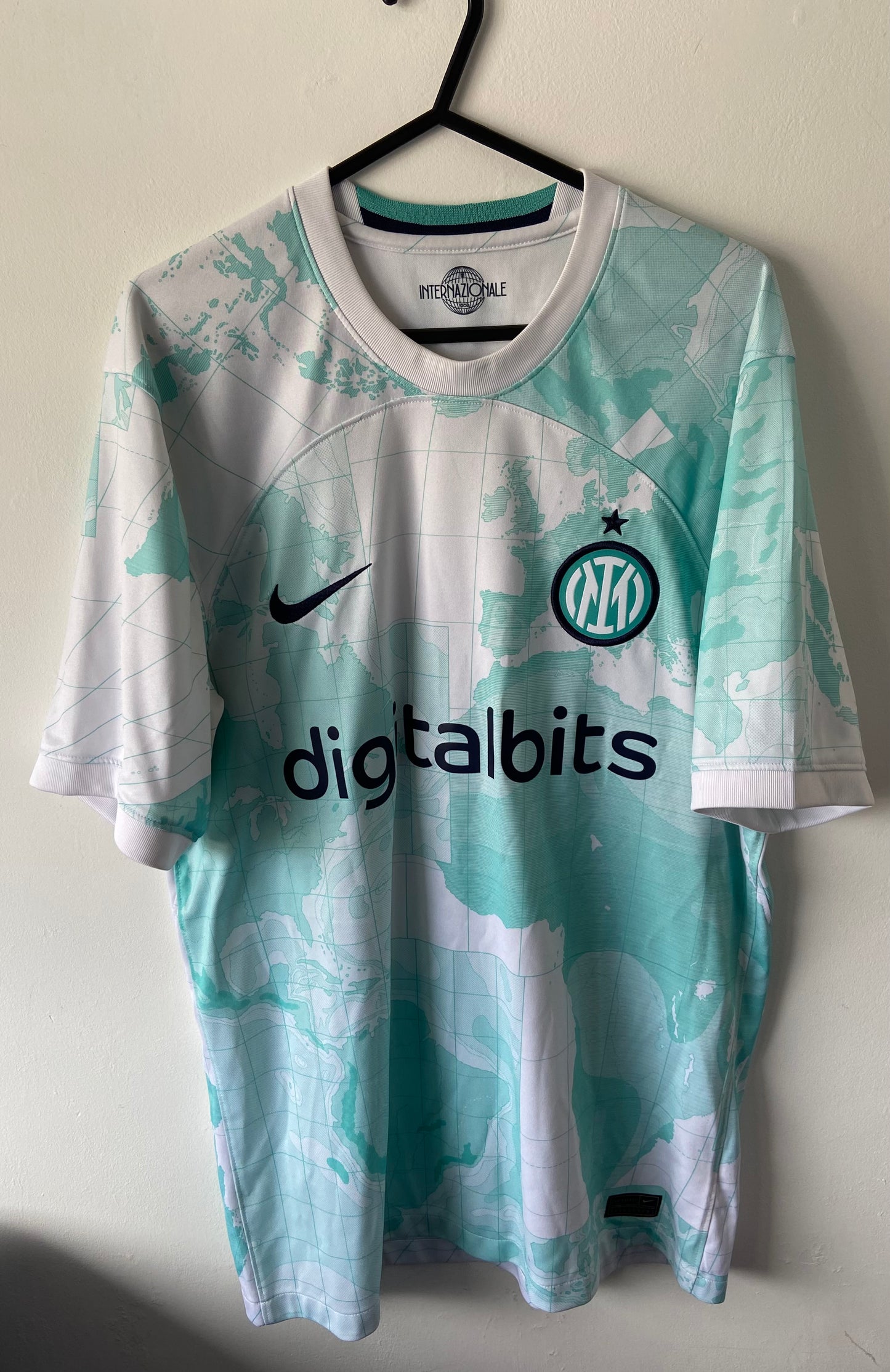 Original Inter Milan Away Nike Football Shirt 2022/23 Adults Medium