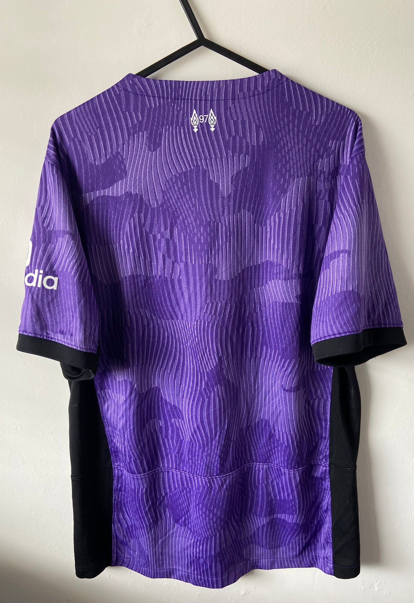 Original Liverpool FC 2023/24 Nike Purple Third Shirt Large Men’s