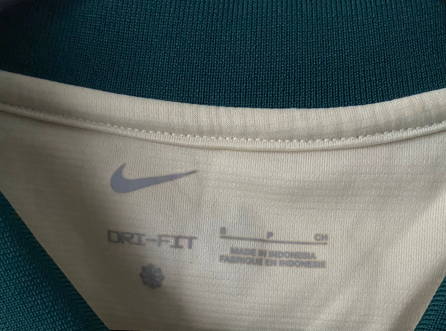 Liverpool FC 2021/22 Cream Nike Away Football Shirt Men’s Small