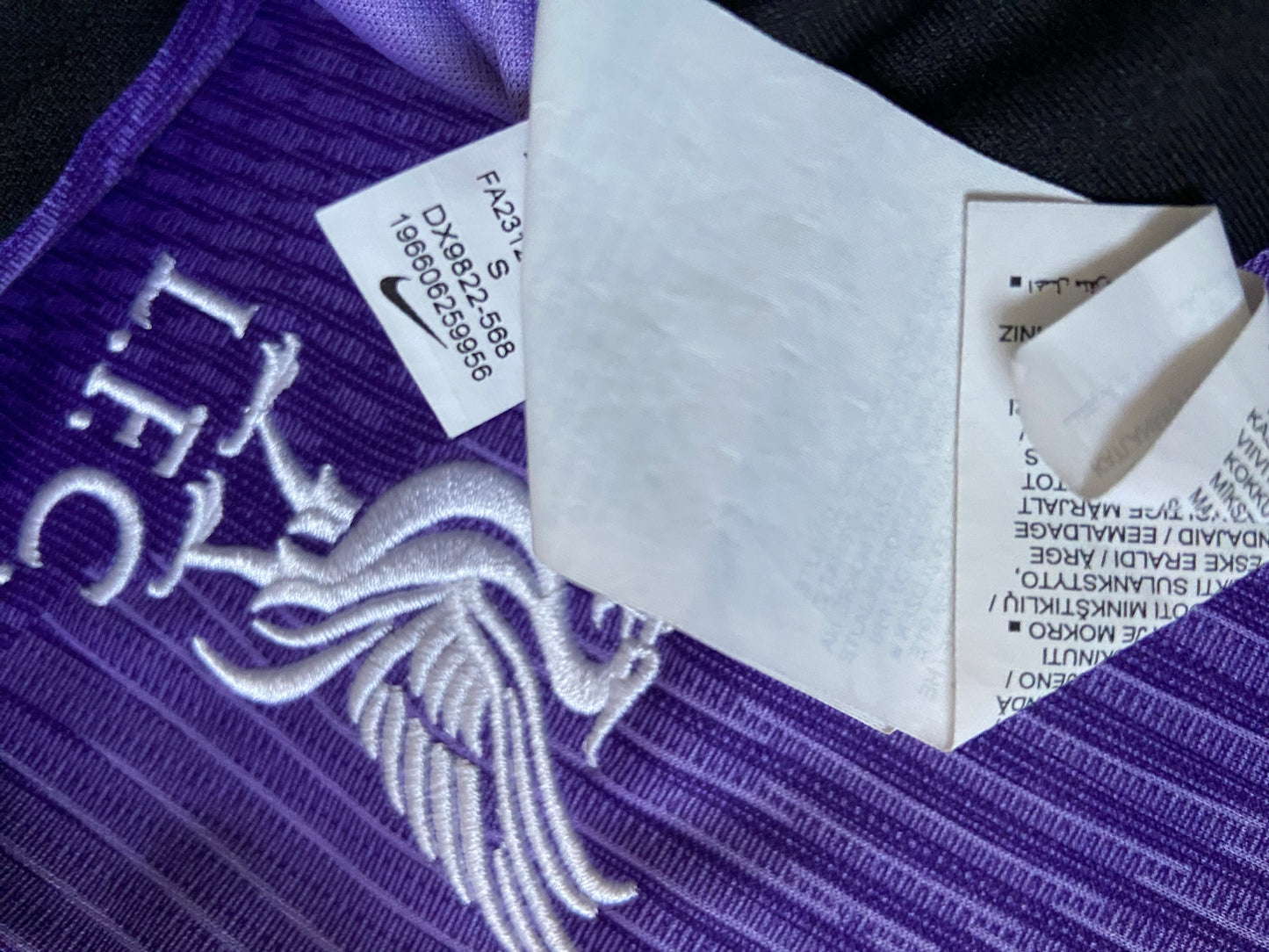 Original Liverpool FC 2023/24 Nike Purple Third Shirt Size Small