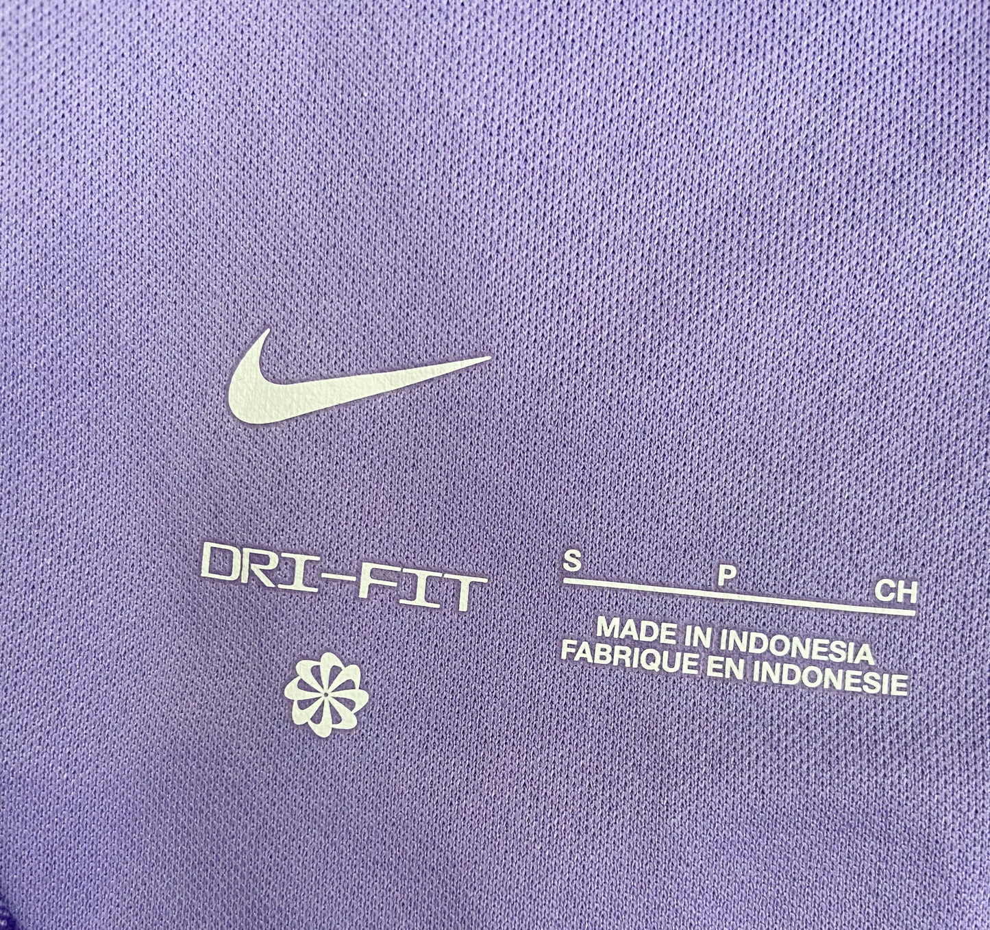 Original Liverpool FC 2023/24 Virgil #4 Nike Purple Third Shirt Size Small