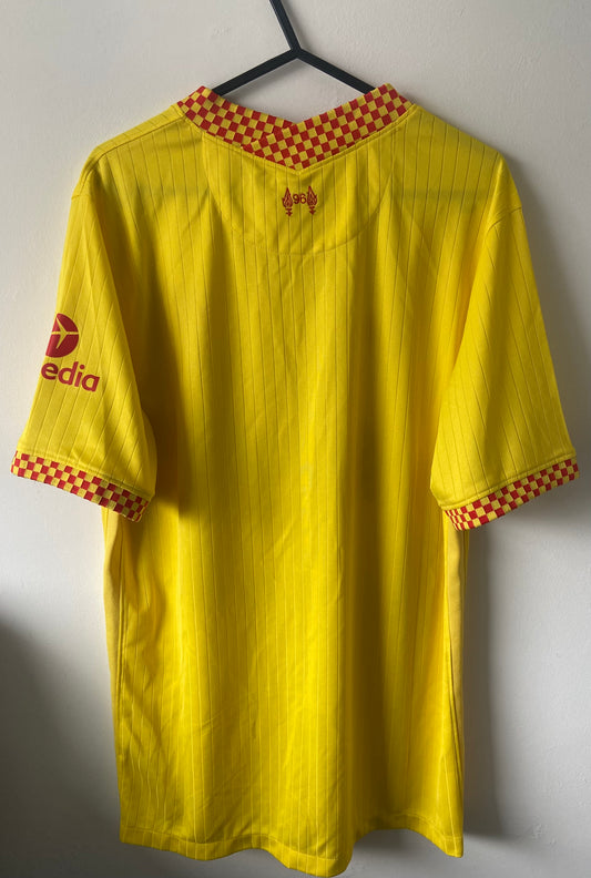 Liverpool FC 2021/22 Nike Yellow Third Shirt Size Medium