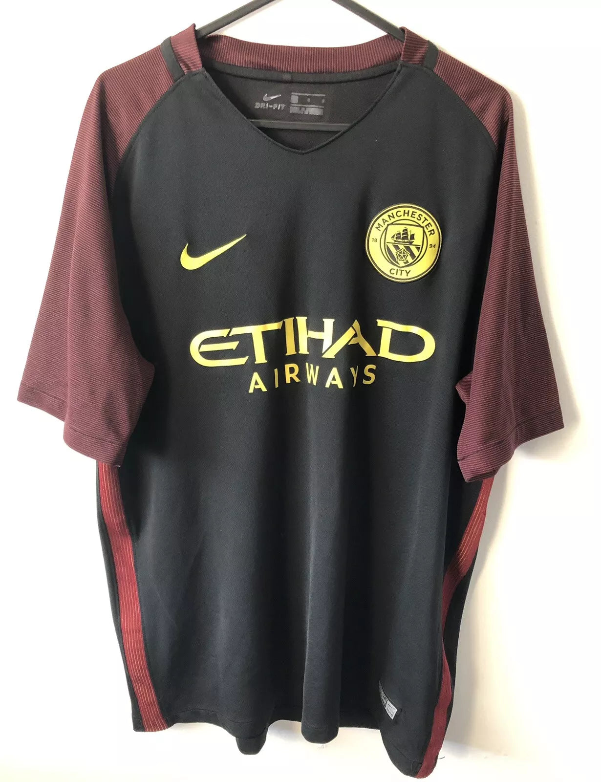 Original Manchester City 2016/2017 Away Football Shirt Mens Large