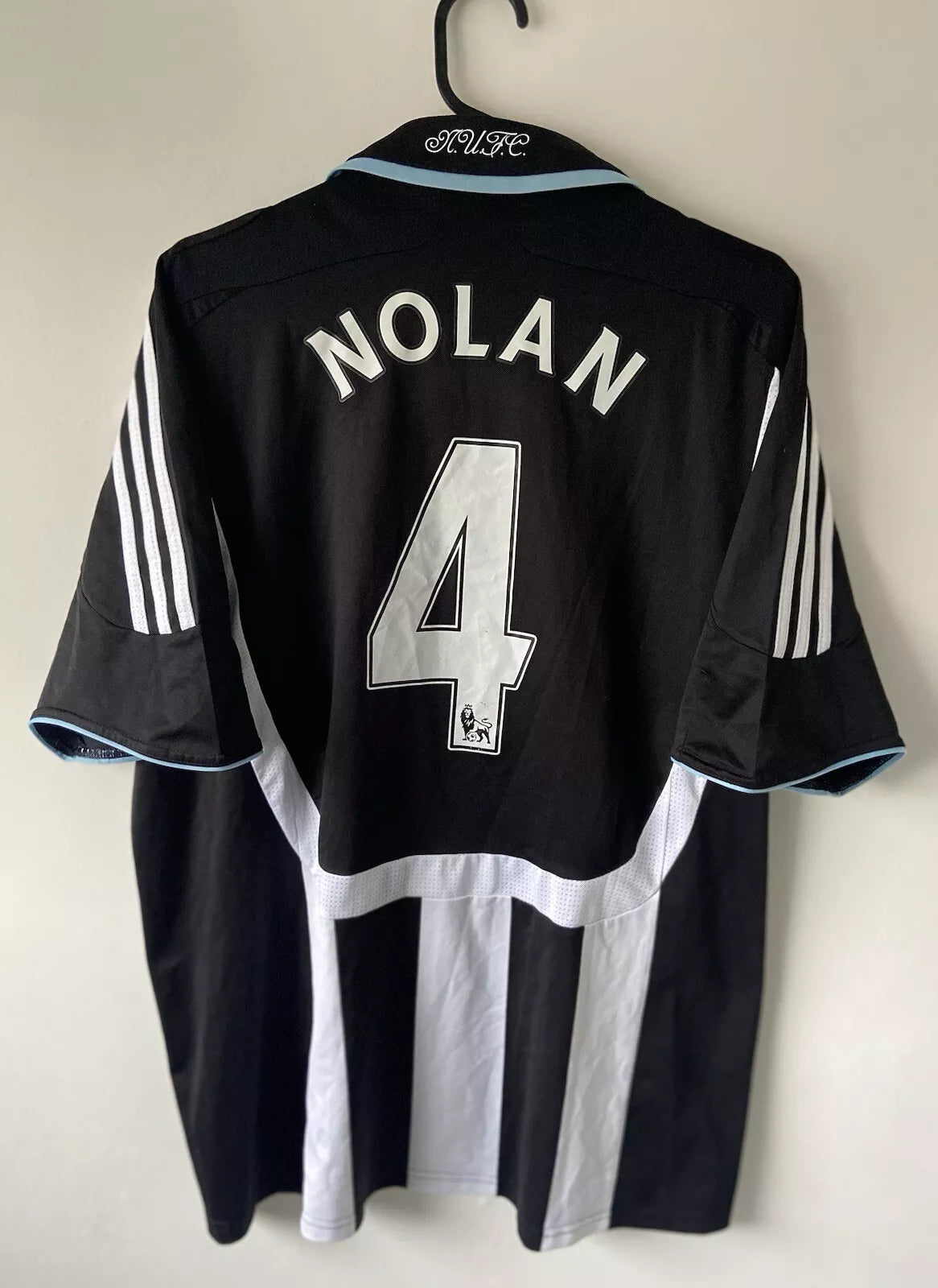 Newcastle United Home Football Shirt 2007/09 Nolan #4 Size Large