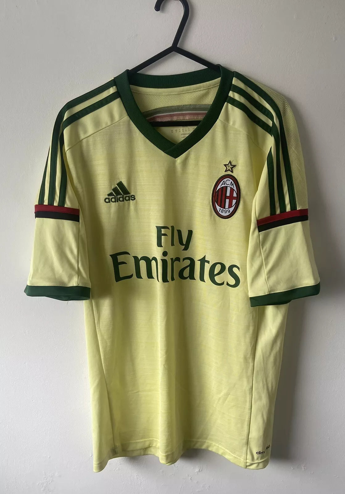 AC Milan 2014/15 Third Football Shirt Men’s Medium Excellent Condition