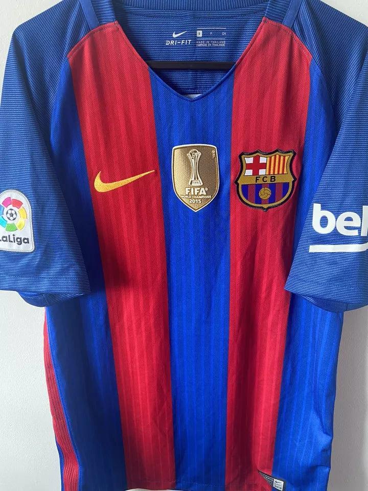 Barcelona 2016/17 Home Shirt ‘Messi 10’ Size Small