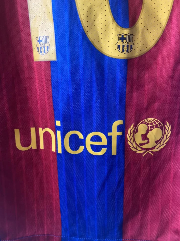 Barcelona 2016/17 Home Shirt ‘Messi 10’ Size Small