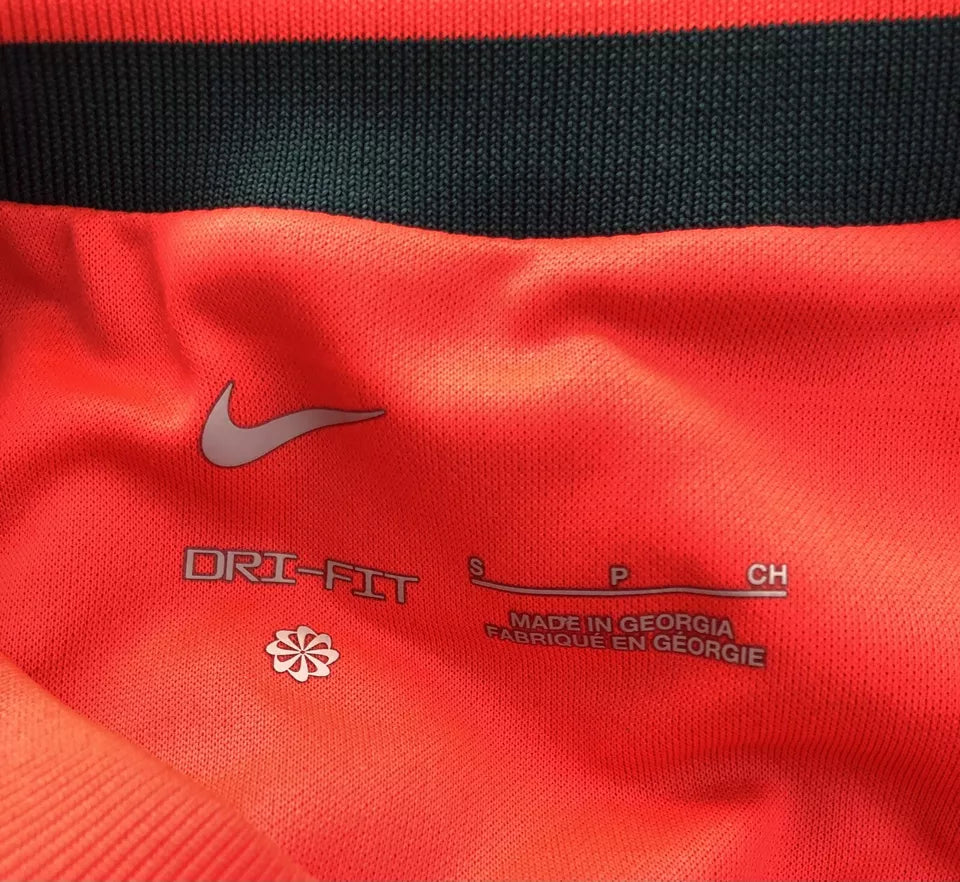 Liverpool FC 2021/22 Home Football Shirt Robertson #26 Men’s Small
