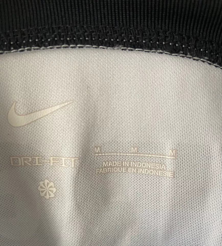 Liverpool FC 2022/23 Nike Away Football Shirt Virgil #4 Size Medium