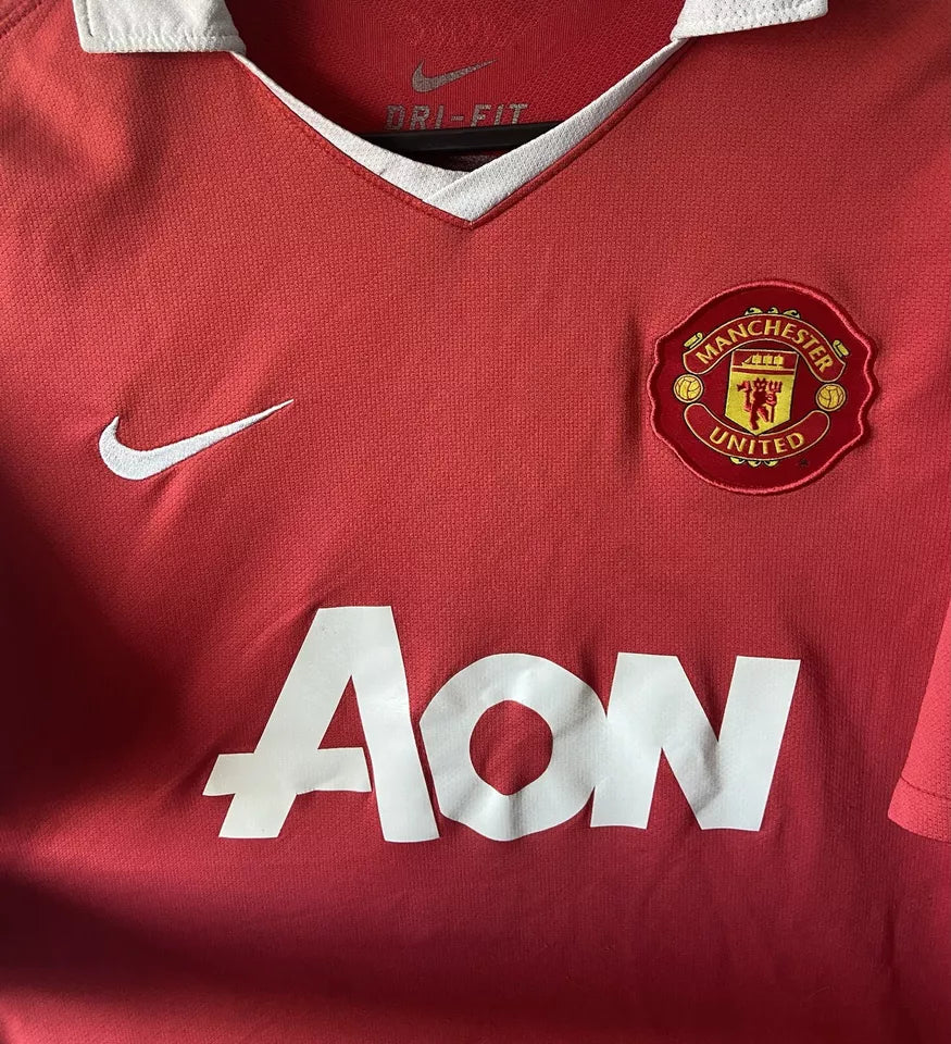 Manchester United 2010/11 Nike Home Shirt - Size Medium - Fletcher #24