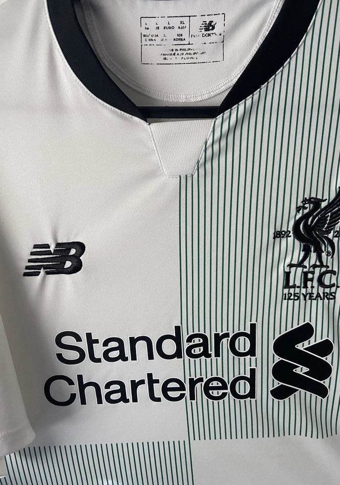 LIVERPOOL AWAY ‘125 YEARS’ 2017/18 FOOTBALL SHIRT SIZE MEDIUM GREEN WHITE