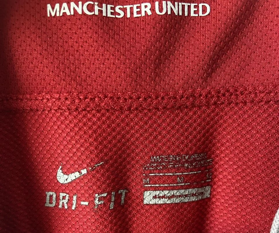 Manchester United 2011/12 Nike Home Shirt Anderson #8 Men’s Size Medium