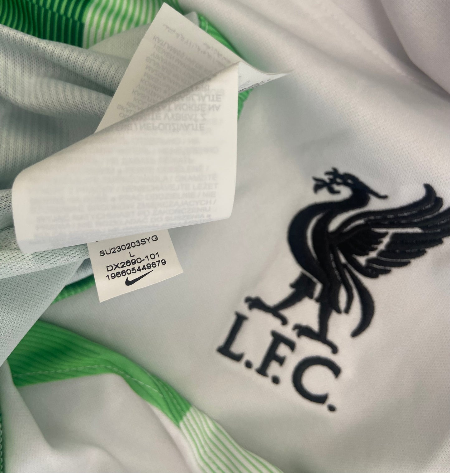 Original Liverpool FC 2023/24 Nike Away Shirt Size
Large