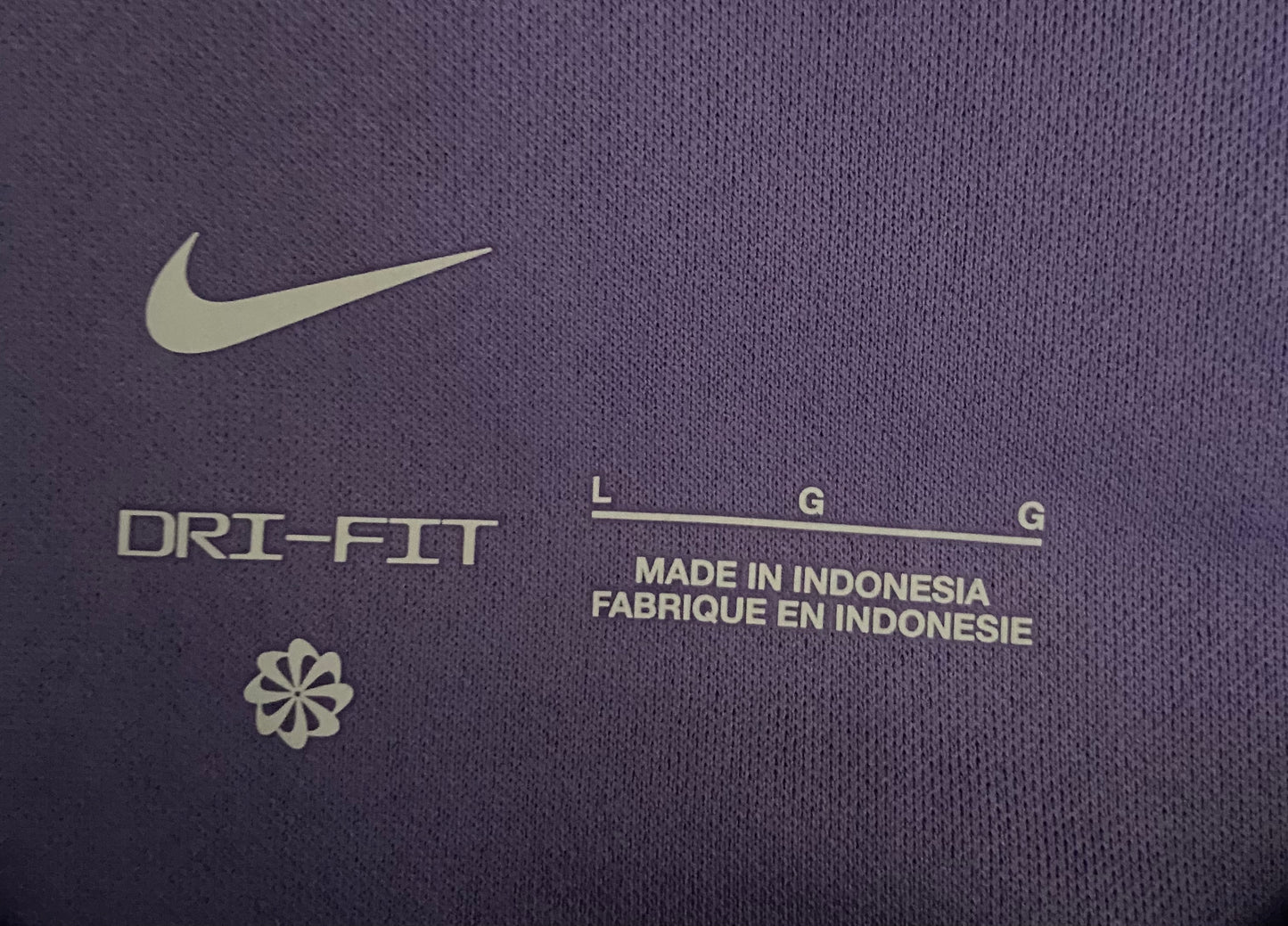 Original Liverpool FC 2023/24 Nike Purple Third Shirt Size Large