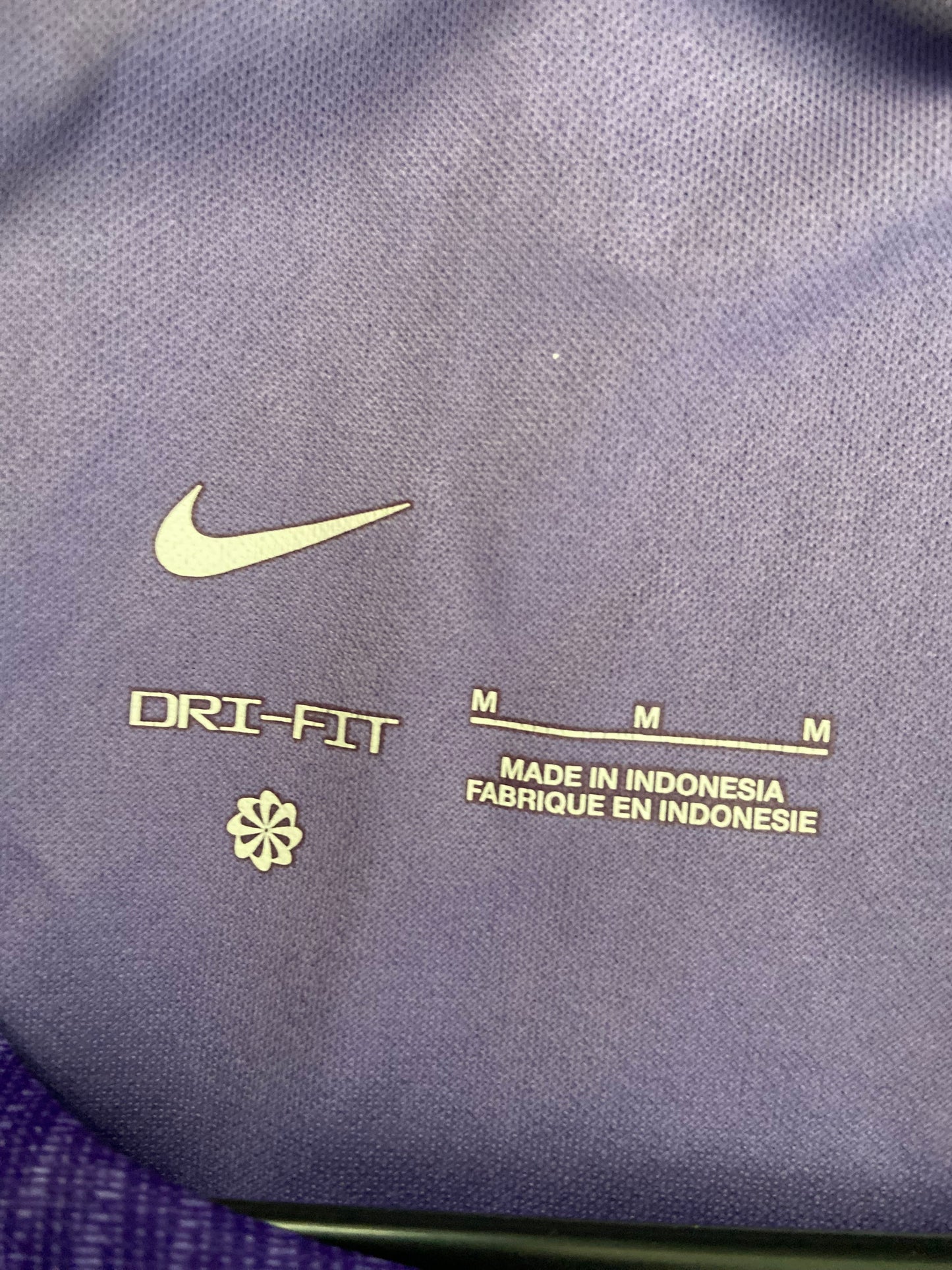 Original Liverpool FC 2023/24 Nike Purple Third Shirt Large Men’s