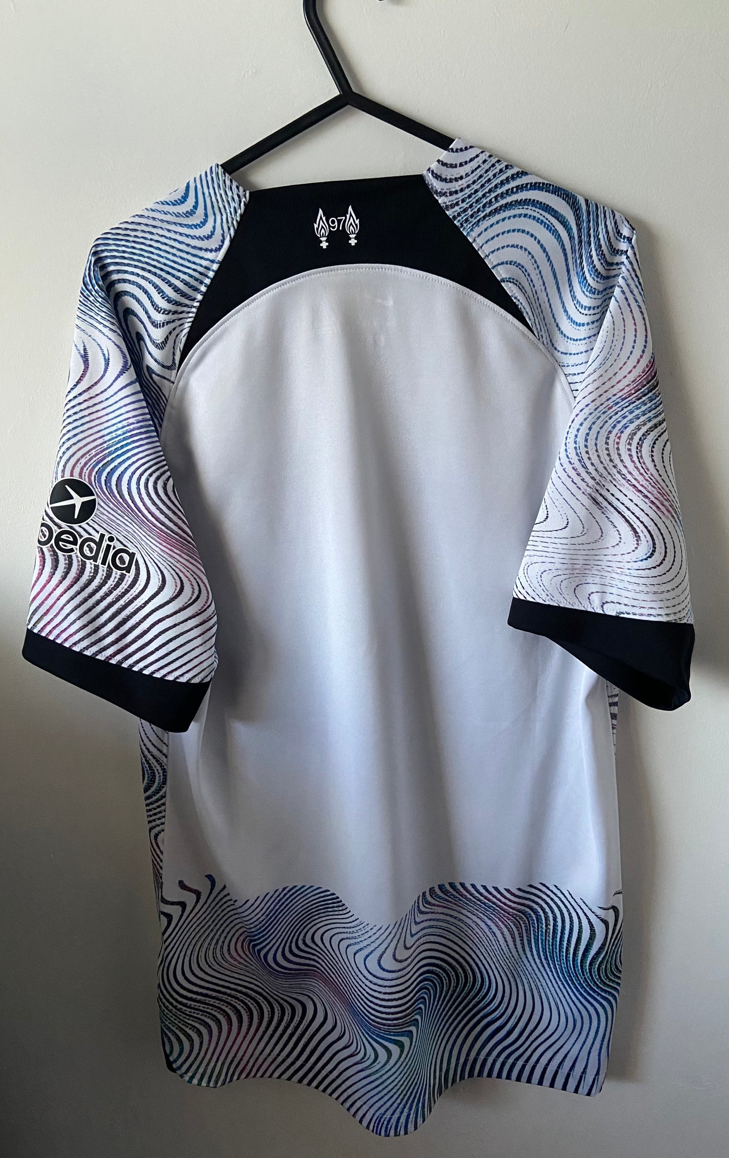 Liverpool Football Club 2022/23 Nike Away Football Shirt Medium Men’s