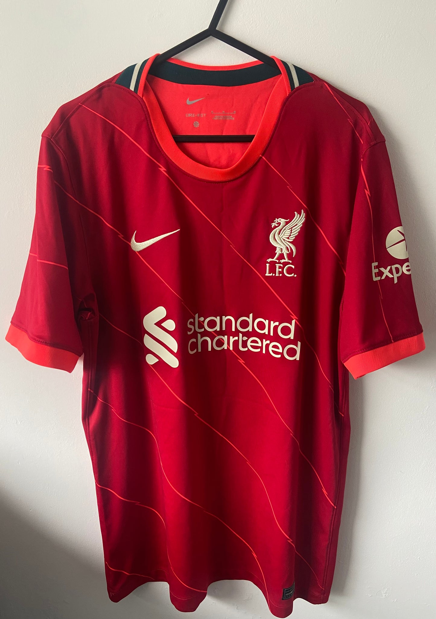 Original Liverpool FC 2021/22 Nike Home Football Shirt Size Medium