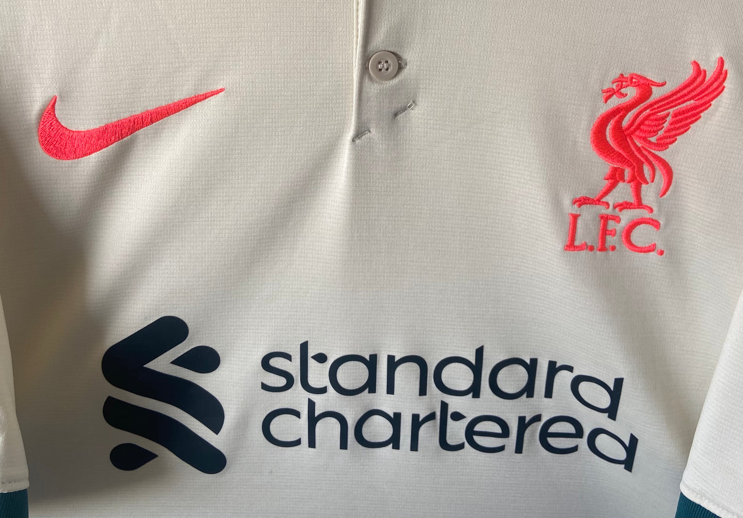 Genuine Liverpool FC 21/22 Away Shirt Cream & Green Size Large