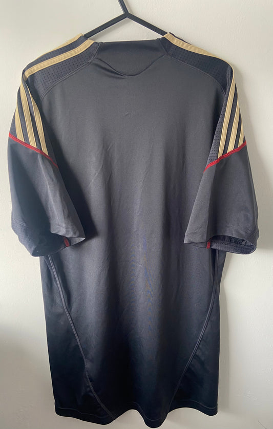 Liverpool Adidas Away Football Shirt 2009/10 Adults Medium
